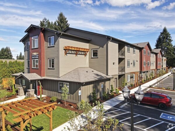 clover-station-marysville-wa-building-photo